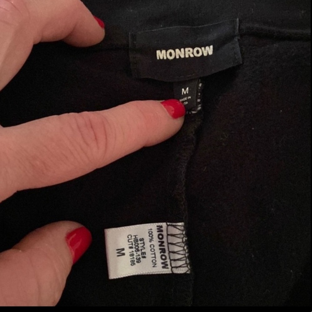 Monrow Star Embroidered Low Rise Crop Sweatpants - Picture 4 of 4